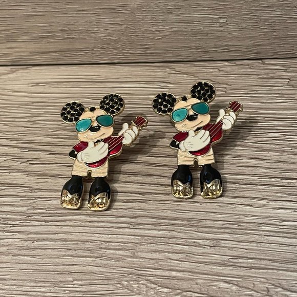 3/$35 Mickey Mouse - Mickey and Friends // Disneyland Disney World Earrings - Picture 2 of 5